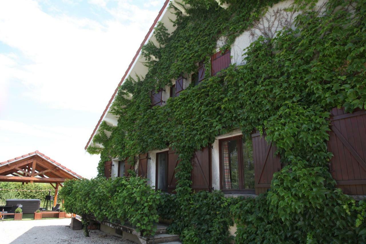 Gîte de Solama avec SPA Balleville Exterior foto